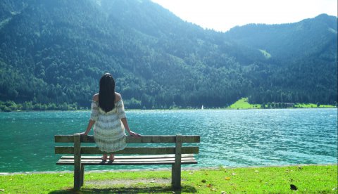 Klares Wasser des Tiroler Achensees